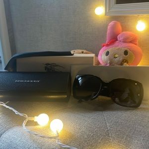 Burberry sunglasses
